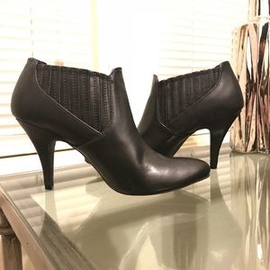 Black ankle booties